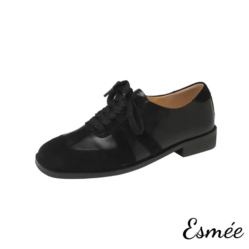 Leather Oxford Shoes with Smart Casual Design