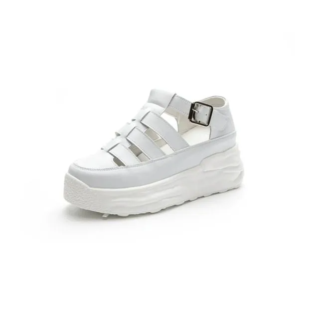 Small Size Breathable White Sneakers SS332