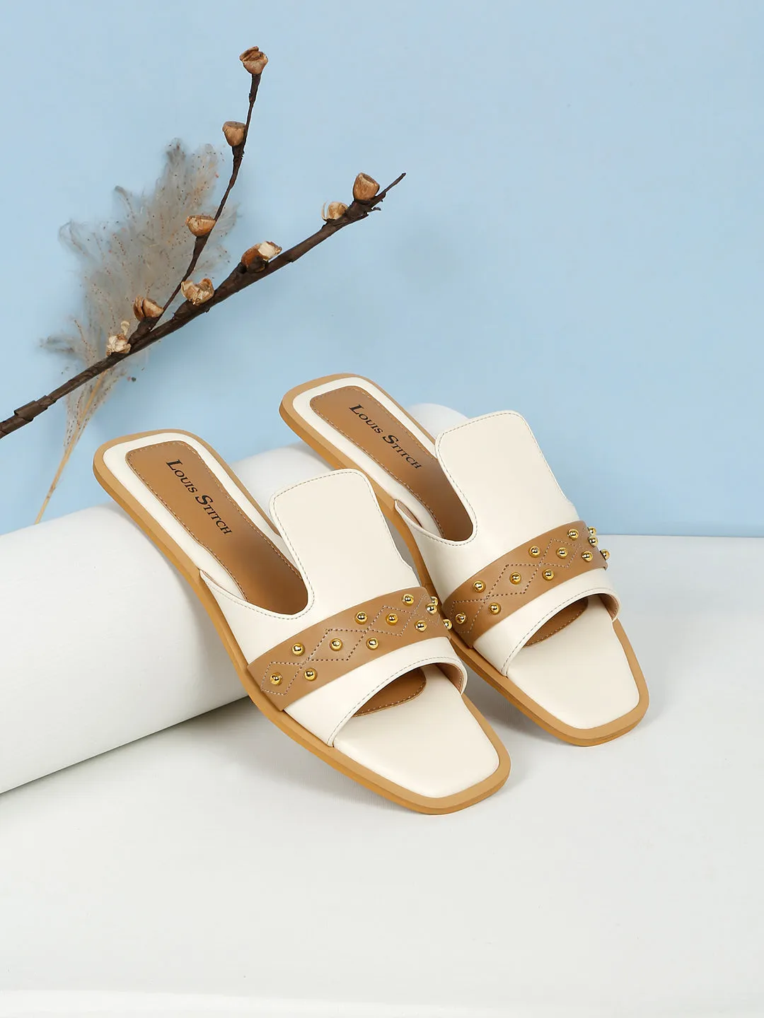 Women's White Flat Fashion Beads Strap Lightweight Sandals